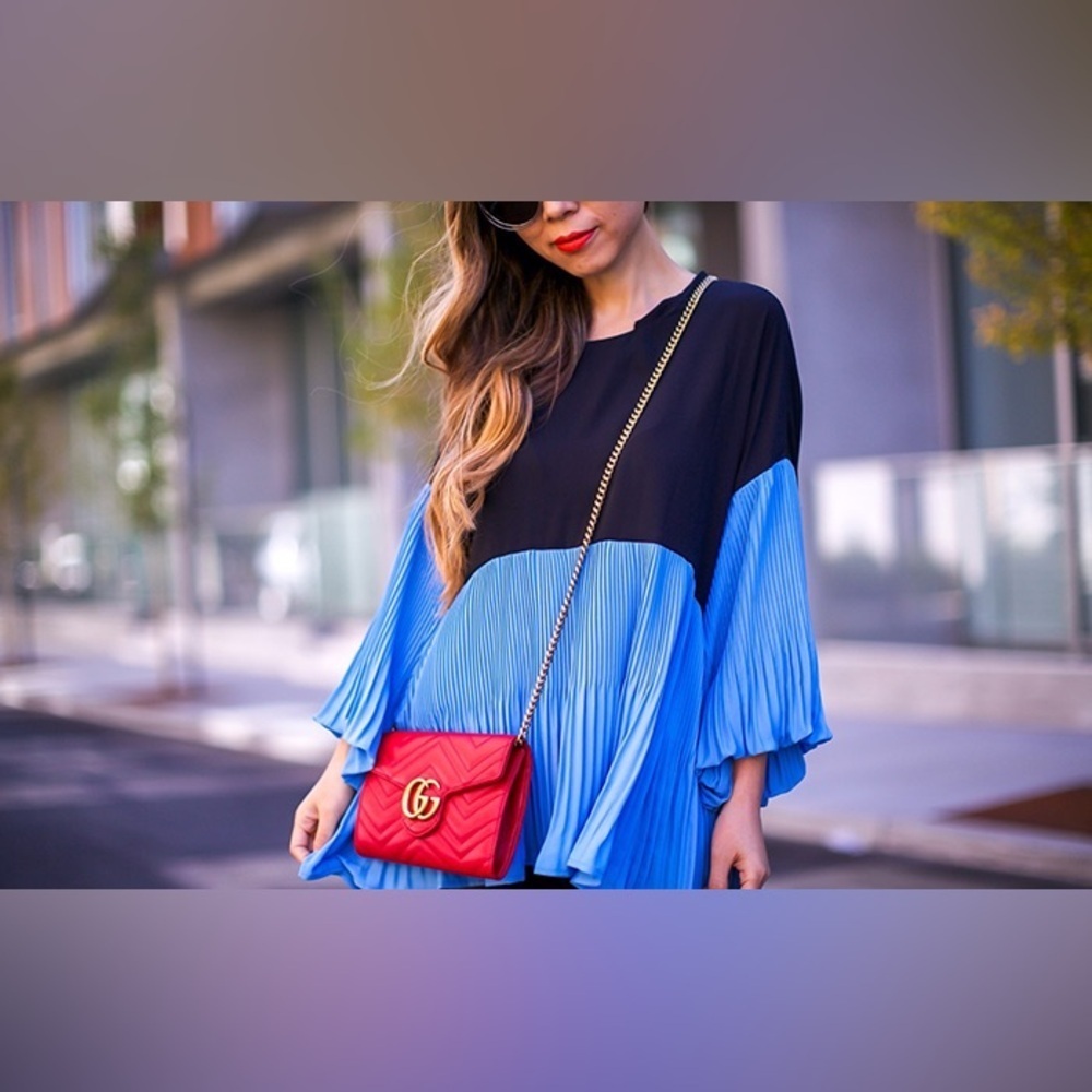 Lilith Paris Bubble Flowy Colorblock Pleated Blue Black Blouse Top Large